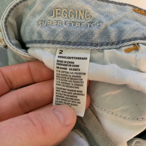 Washed out, distressed American Eagle Jeggings - Picture 8 of 8